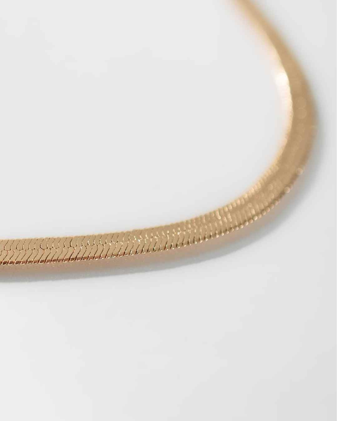 Rattle Rattle Necklace